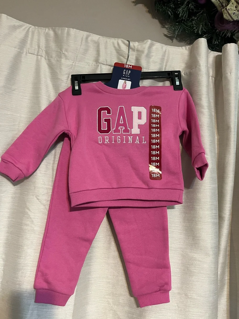 NWT size 18 Month Gap 2 Piece Jogger Set